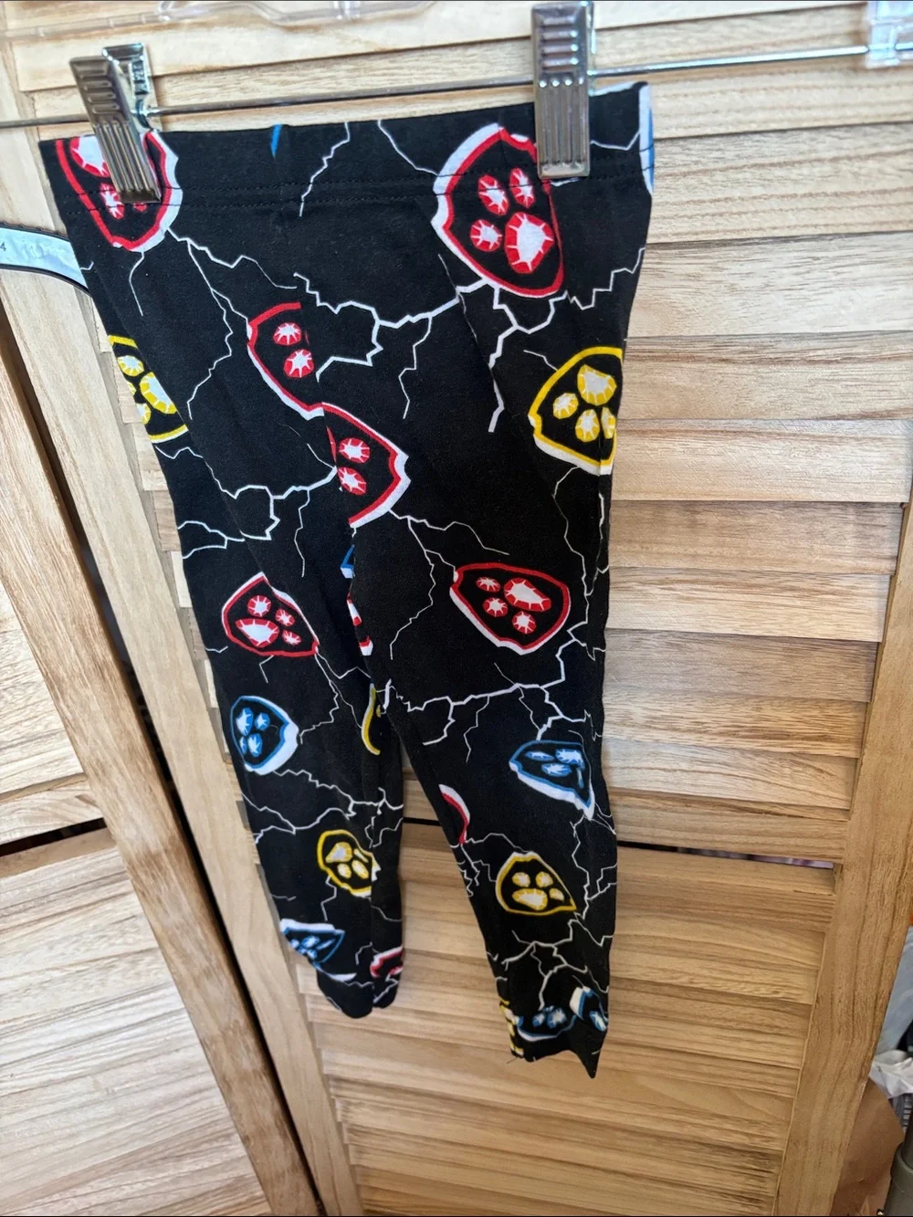 Black Paw Print Lightning Kids sleep bottoms- Multicolor Paws 4t